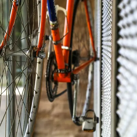 Warmup - Parcheggio Incluso Nella Corte Interna