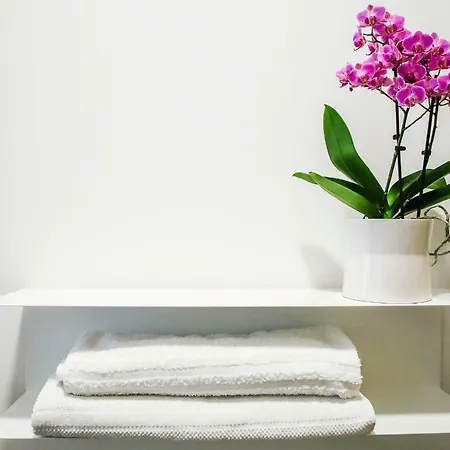 Warmup - Parcheggio Incluso Nella Corte Interna גרוסטו