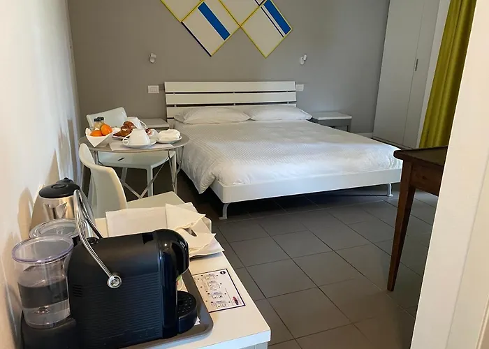 Warmup - Parcheggio Incluso Nella Corte Interna