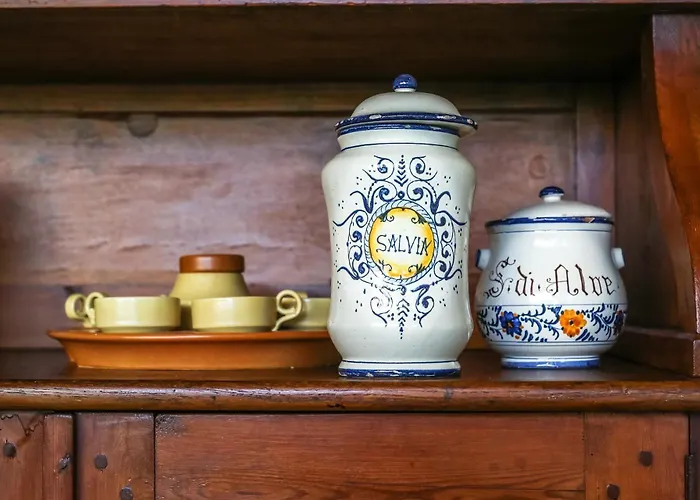 Alojamento de Acomodação e Pequeno-almoço Warmup - Parcheggio Incluso Nella Corte Interna 4*