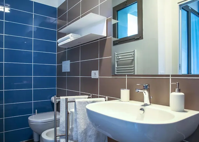 Warmup - Parcheggio Incluso Nella Corte Interna Alojamento de Acomodação e Pequeno-almoço