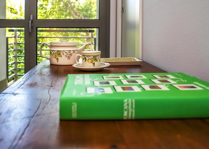 Alojamento de Acomodação e Pequeno-almoço Warmup - Parcheggio Incluso Nella Corte Interna 4*