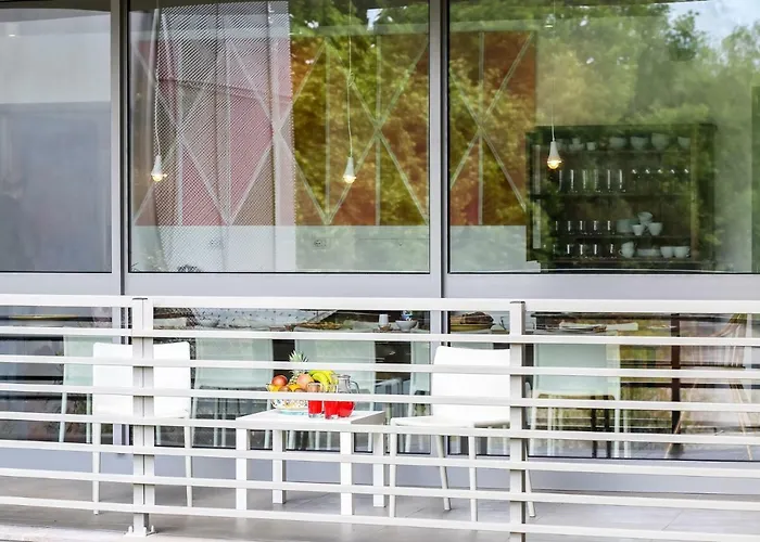 Alojamento de Acomodação e Pequeno-almoço Warmup - Parcheggio Incluso Nella Corte Interna 4*